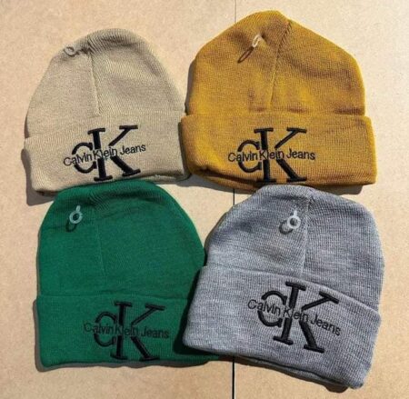 Lots de bonnets de marque